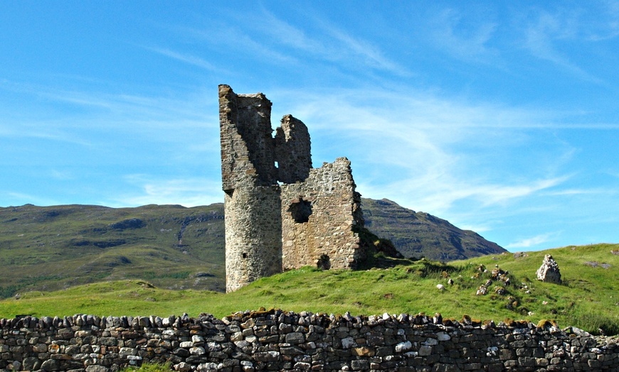 Image 4: Scotland Highlands: Autumn Stay with Breakfast and Late Check-Out