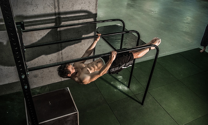 Image 2: Wejście na trampoliny, parkour i więcej
