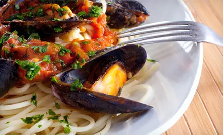$14 for $25 Worth of Italian Food at Mama Roberto’s - Primary Image