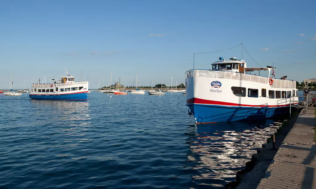 Skyline Sightseeing - Architecture Boat Tour and Lake Cruise Tickets