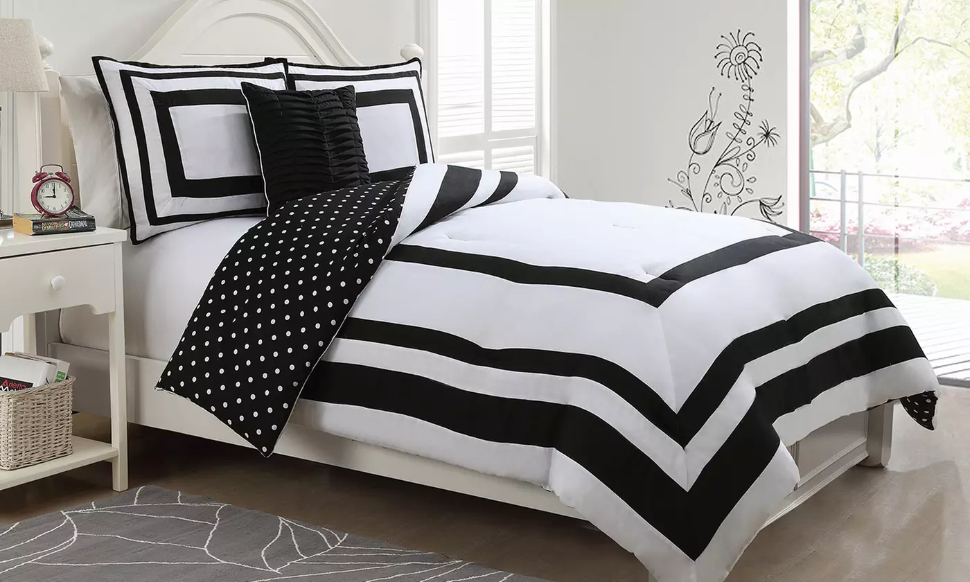 Polka-Dot Juvenile 3- and 4-Piece Comforter Set - Primary Image