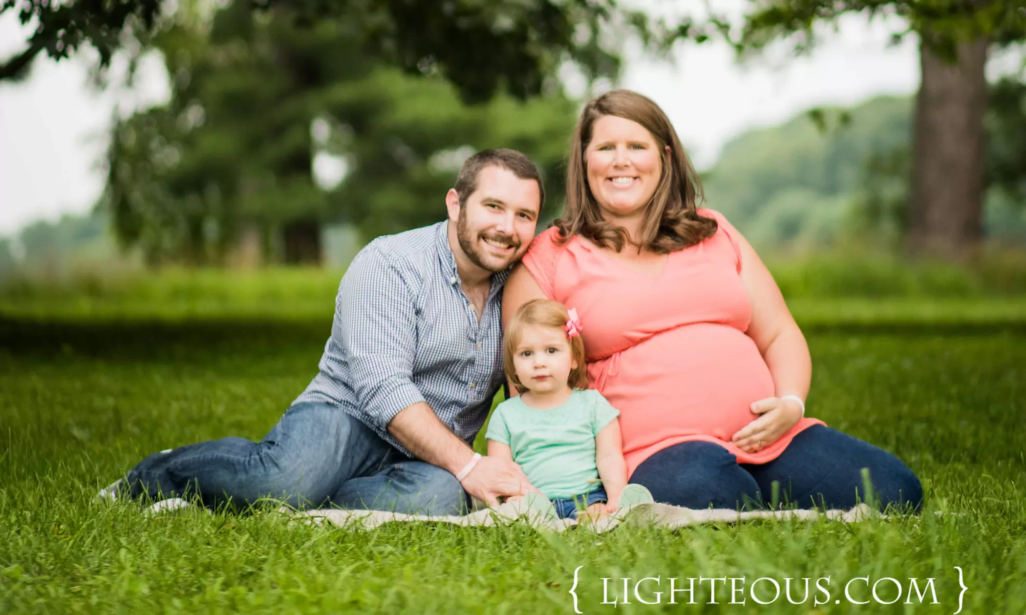 60-Minute Outdoor Photo Shoot with Digital Images from Lighteous Photography (73% Off) - Primary Image