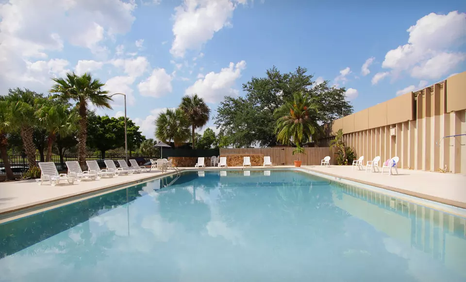 Stay at Barrymore Hotel Tampa Riverwalk in Tampa, FL; Dates into April
 - Second Medium