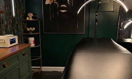 One ''Main Character Smooth'' Brazilian Wax Session for 1 person - KD Brows & Beauty