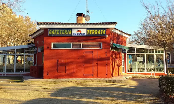 Transpórtate al mar sin moverte de la ciudad con una parrillada de marisco para 2 con aperitivo y bebida en Valadouro I - Second Medium