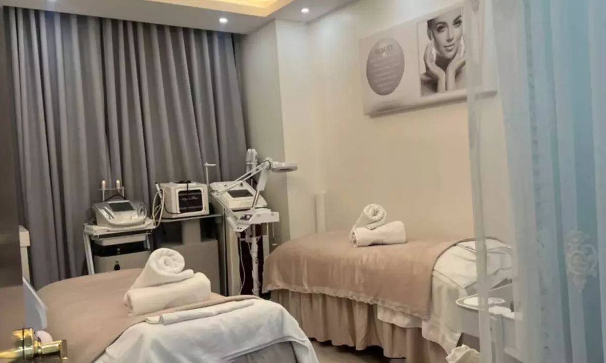 Bloom Esthetic Skin Care offers dermaplaning, hydra diamond facial and more with up to 56% off
