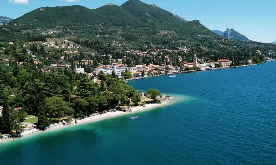 Gardone Riviera: camera Superior con colazione o mezza pensione e Spa