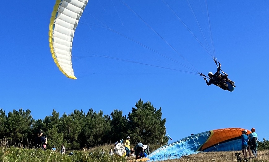 Image 2: Vuelo biplaza para 1 o 2 personas en Parapente Sierra Norte