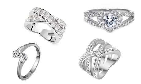 Anello solitario Be-Jewels realizzato con cristalli di Swarovski® disponibile in vari modelli