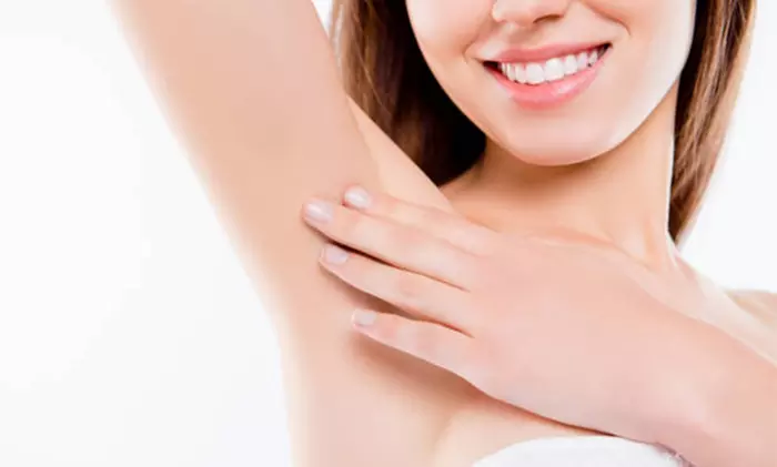 Despídete del vello con 1, 3 o 5 sesiones de depilación con láser SHR led con hasta 46% de descuento - Primary Image