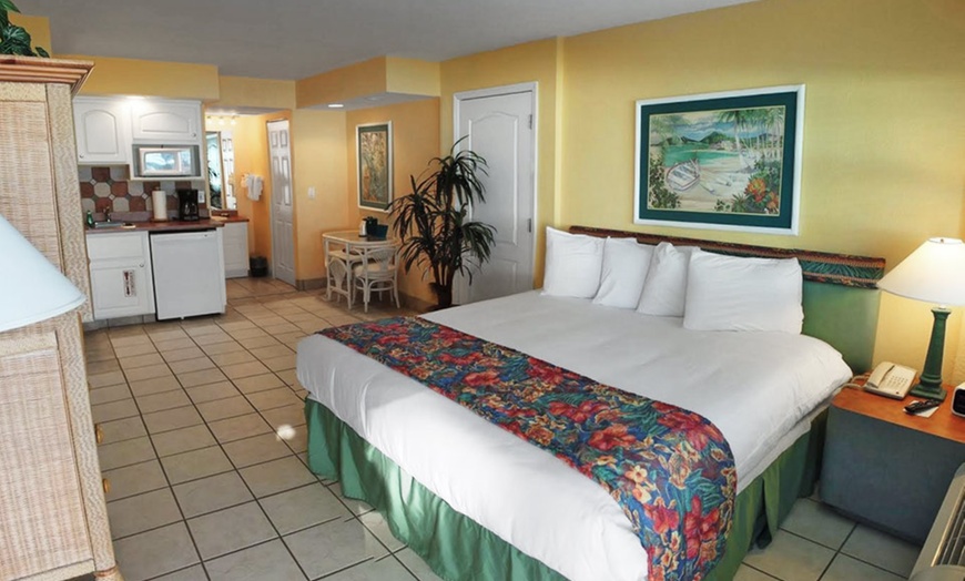 Sea Shells Beach Club in - Daytona Beach, FL | Groupon Getaways