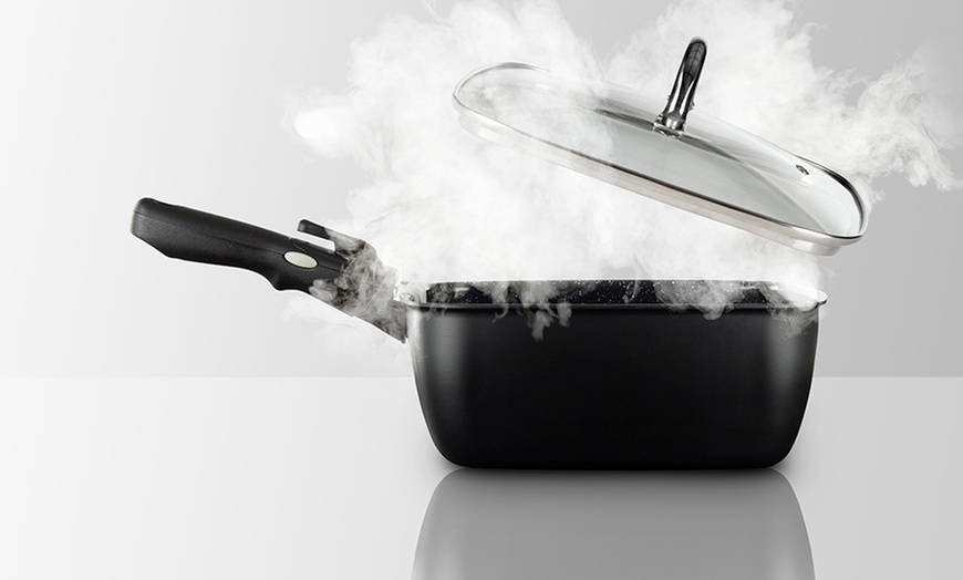 Image 2: Swiss Home Cookware Set