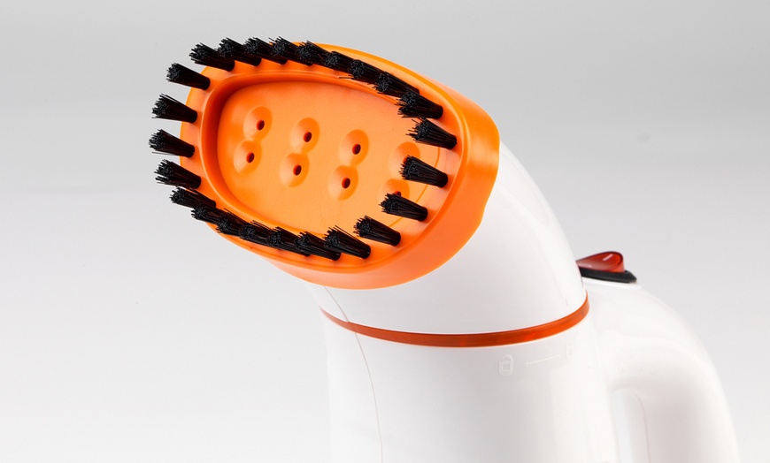 Image 3: Beldray Handheld Garment Steamer