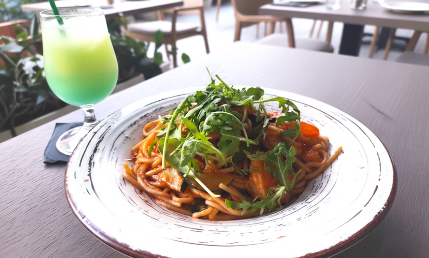 Image 14: Menú mediterráneo light o completo para 2 o 4 personas