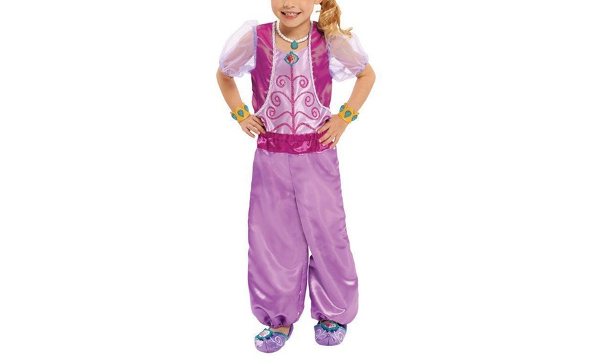 Image 8: Shimmer and Shine Dress-Up Bundle