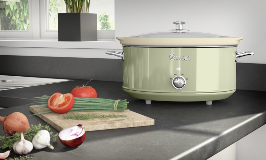 Image 12: Swan Slow Cooker