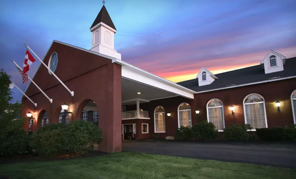 One-Night Stay with a Bottle of Champagne at Colonial Hotel in Gardner, MA - Primary Image