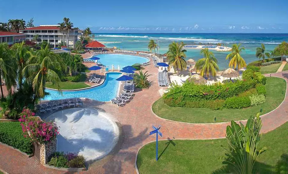 ✈ 3-Night All-Inclusive Holiday Inn Resort Montego Bay w/ Air Incl. Tax & Fees. Price/Person Based on Double Occupancy - Primary Image