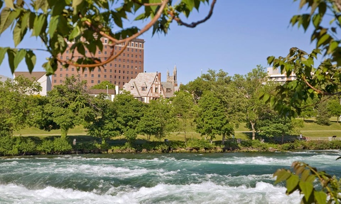 The Red Coach Inn In Niagara Falls Ny Groupon Getaways