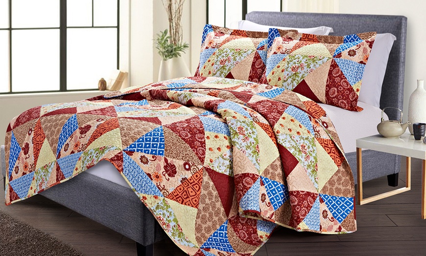 Up To 75% Off on Hotel 5th Ave Napoli Quilt Set | Groupon Goods