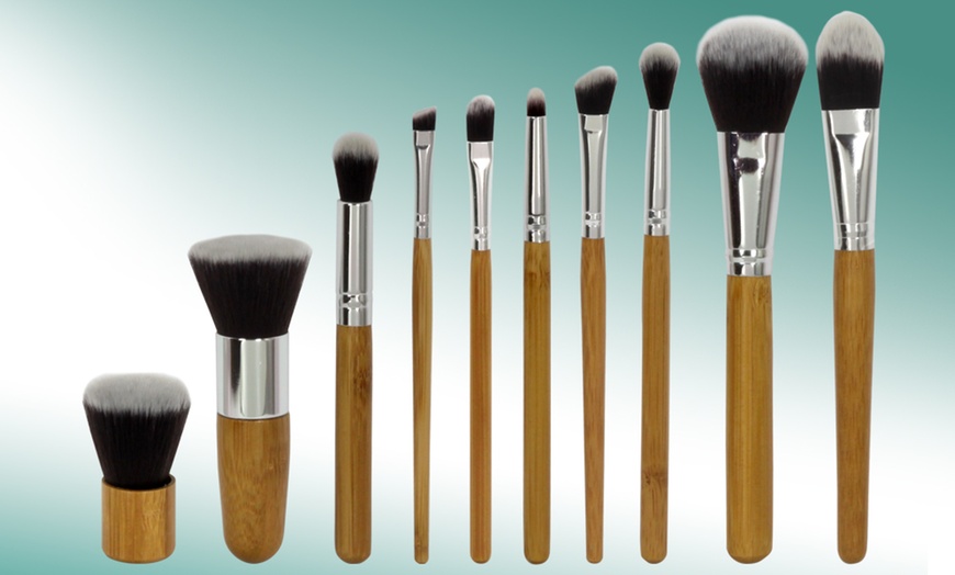 Image 1: Bamboo 10-Piece Makeup Brush Set