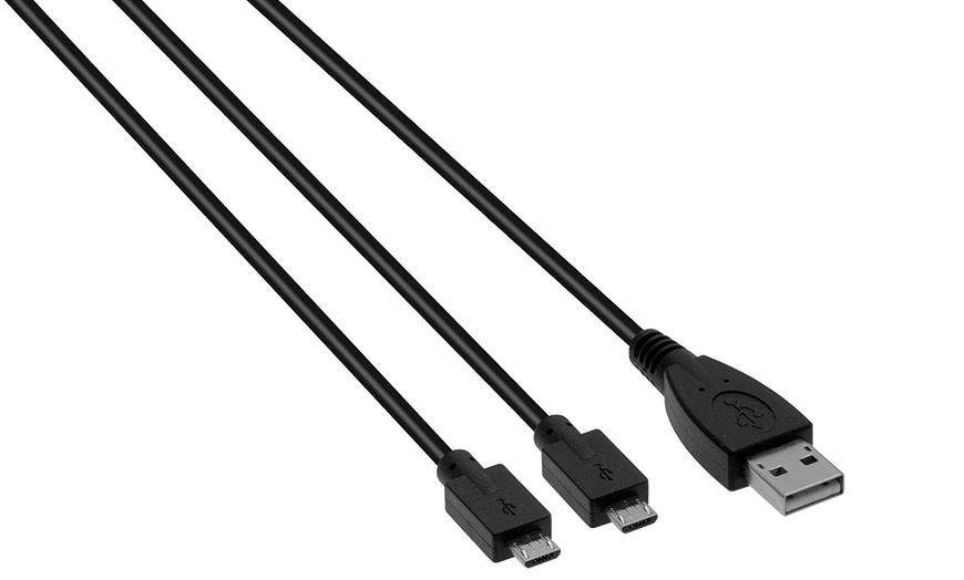 Image 2: Dock or Cable for PlayStation