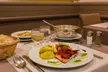 Lourdes: 1 nuit avec petit-déjeuner et verre de bienvenue option dîner pour 2 personnes à l'Hôtel Astoria Vatican - Image 6