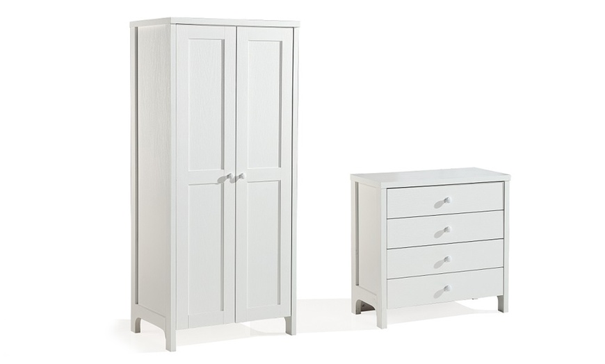 Image 3: Two-Piece Victoria Bedroom Set