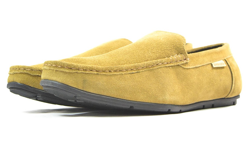 Image 6: Lambretta Men's Slip-On Shoes
