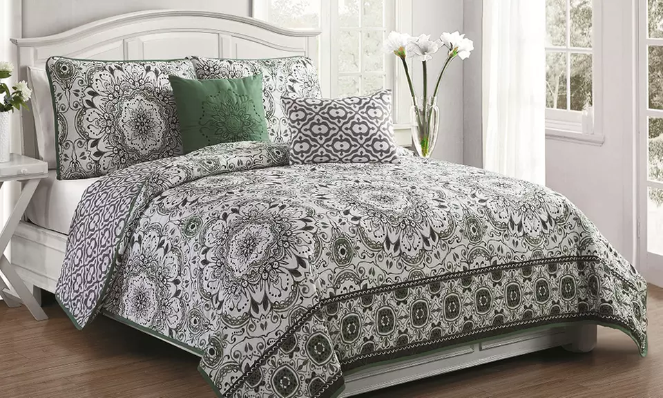 Reversible Quilt Set (5-Piece) - Second Medium