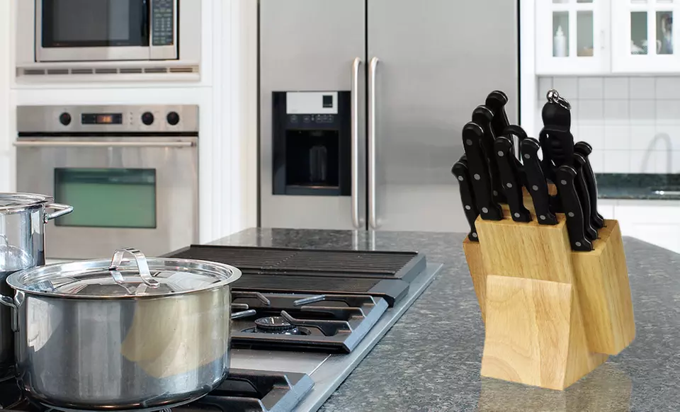 Ginsu 14-Piece Cutlery Set with Knife Block. - Primary Image