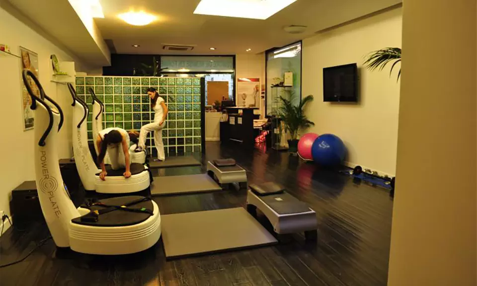 Jusqu'à 58% de remise sur Power Plate / Plateforme vibrante chez Power Plus