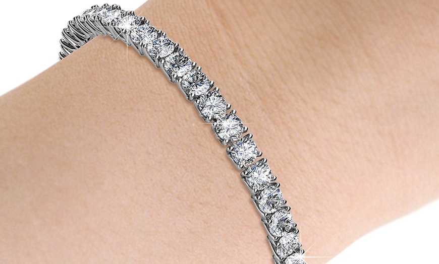 Image 2: Bracciali realizzati con cristalli Swarovski®