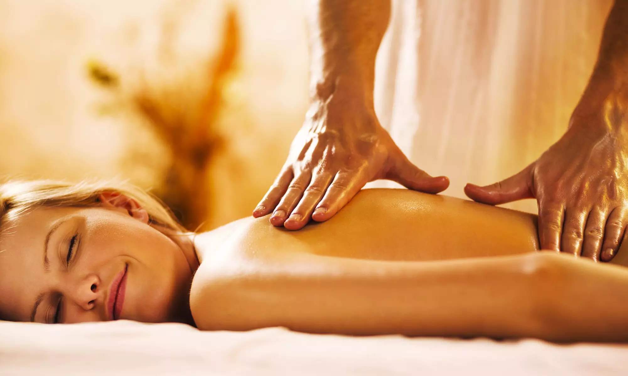 Brandenburg: 3 bis 6 Tage für Zwei mit 2-Gänge-Menü, Rückenmassage und Wellness im HOTEL ambiente Bad Wilsnack ab 195 € - Primary Image