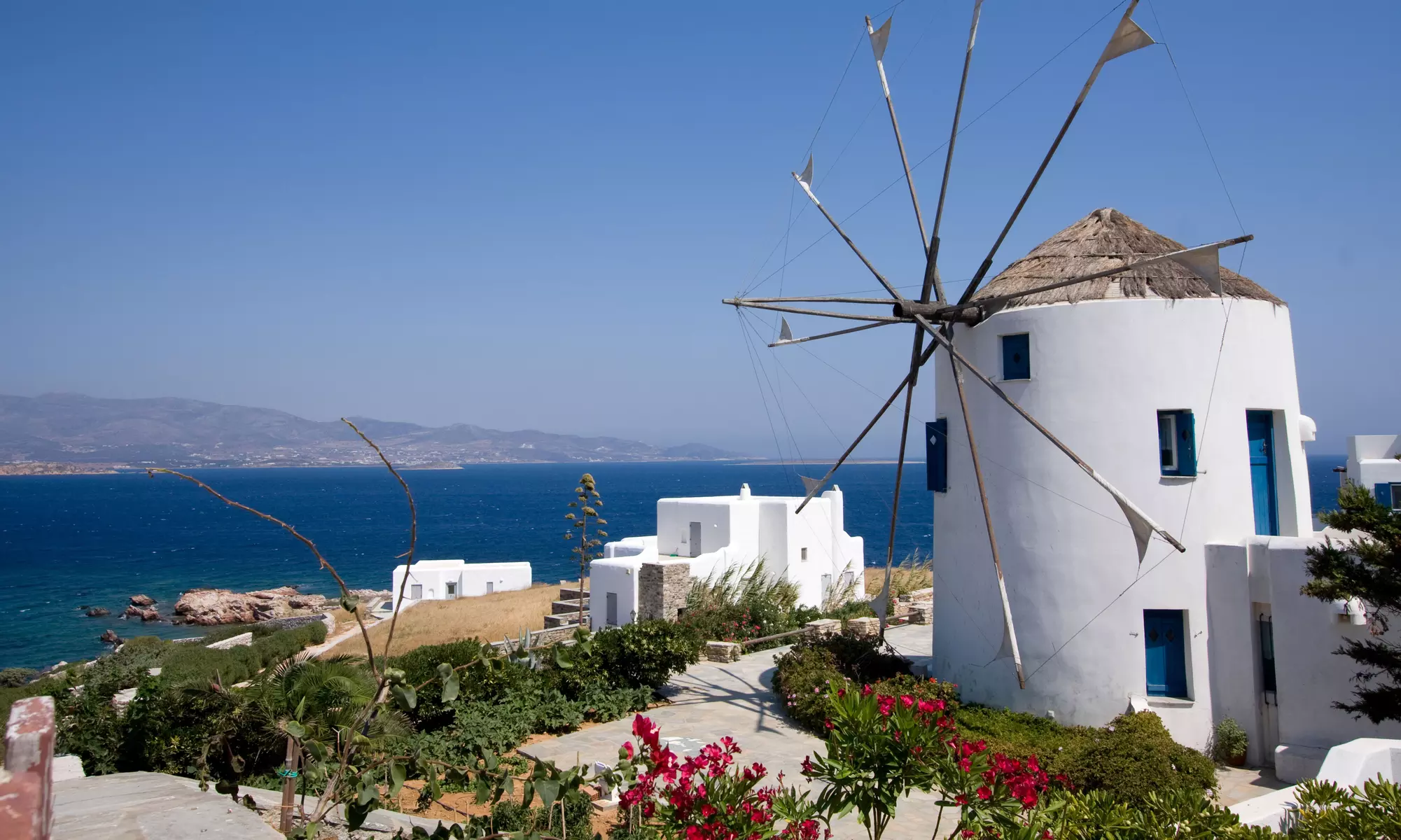 ✈ 10-Day Greece Trip with Airfare from Gate 1 Travel. Price per Person Based on Double Occupancy (Buy 1 Groupon/Adult). - Primary Image