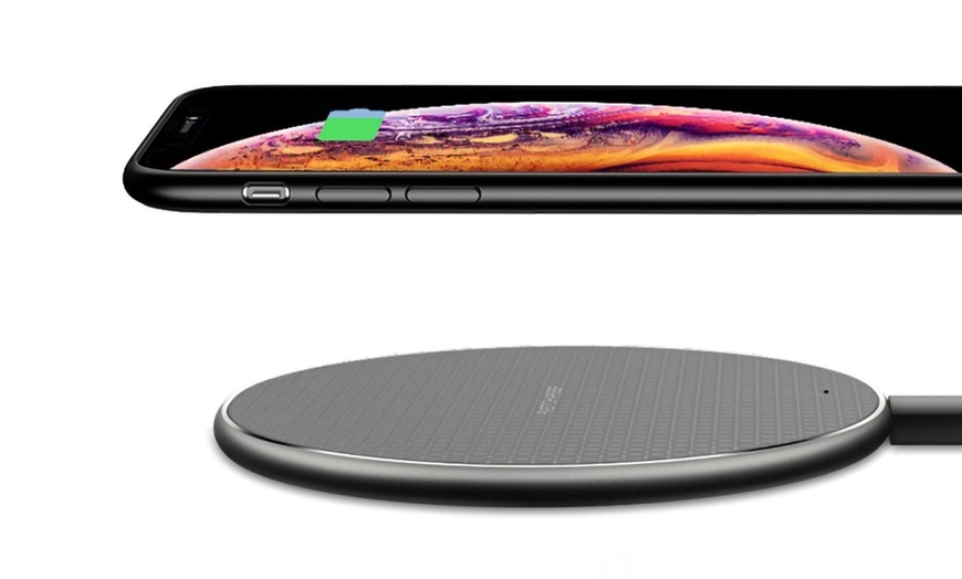 Image 10: Wireless Charging Pads