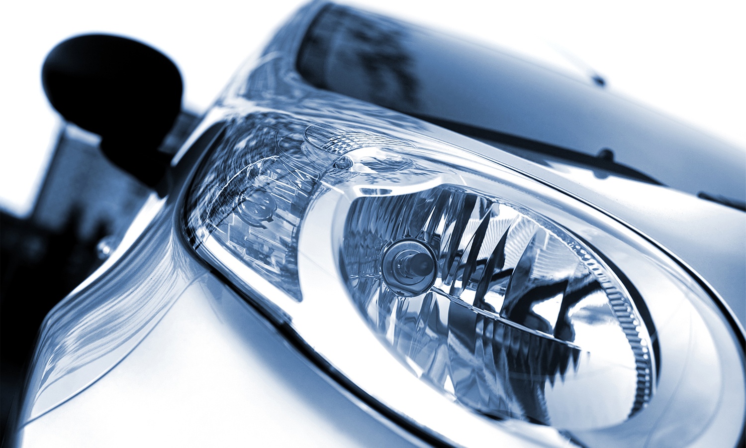 Pulido de faros delanteros del vehículo