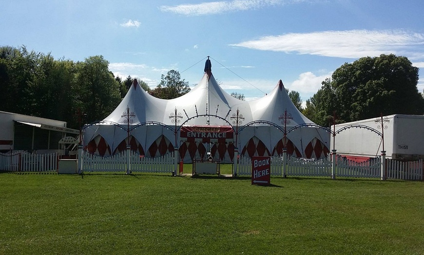 Image 2: Circus Montini - Bath Racecourse