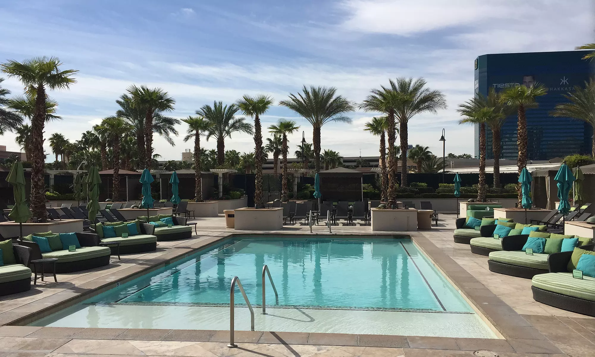 Stay at LSI Resorts at The Signature in Las Vegas, NV. - Primary Image