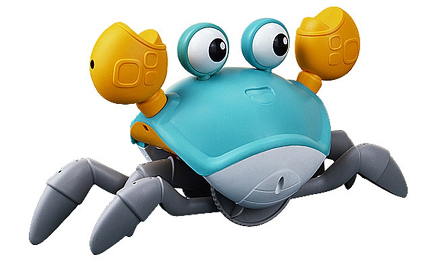 Image 5: Kids Electric Music Crawling Crab Toy With Light
