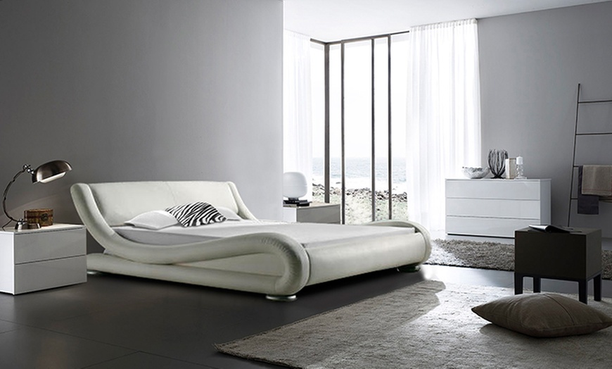 Image 3: Curved Bed Frame