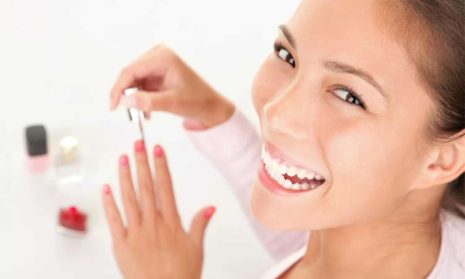 1, 2 o 4 cursos online de maquillaje, autoimagen y experto en belleza desde 9 € con Trendimi - Primary Image