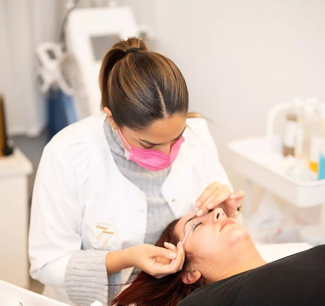 1 oder 2x Wimpern-Lifting für 1 Person, optional inkl. Färben