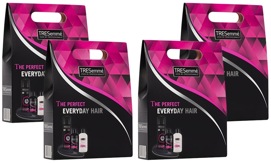 Image 5: TRESemme Hair Gift Set