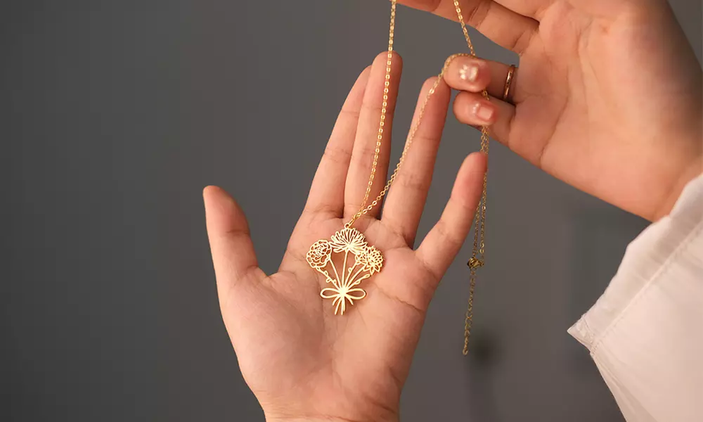 Halskette mit Geburtsblume von Justyling