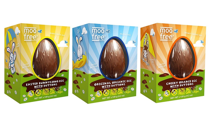 Image 1: Pack of 3 Moo Free Easter Eggs