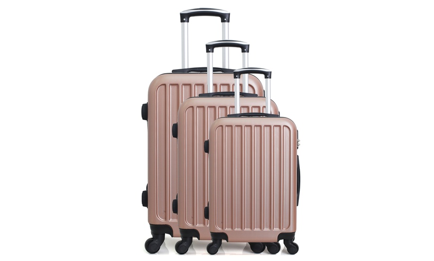 Image 8: Hero Three-Piece Luggage Set