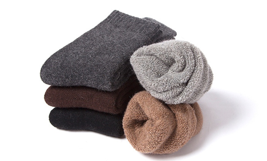 Image 4: Three or Five Pairs of Men's Wool Thermal Socks