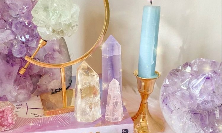 Online tarot and soulmate reading combo plus psychic life insight