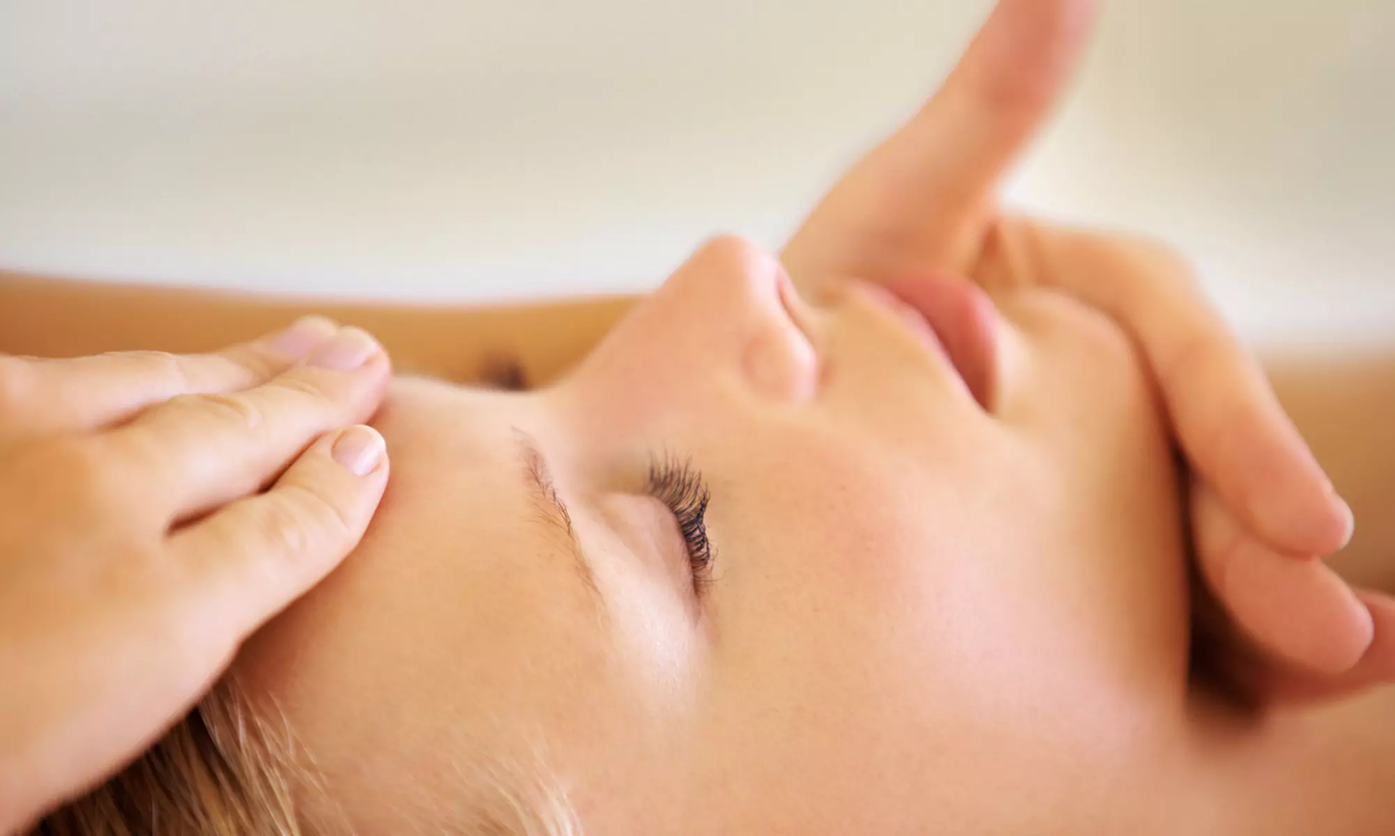 $39 for an Exam, Consultation, and Massage with Option for X-Ray at Duncan Chiropractic ($160 Value) - Primary Image